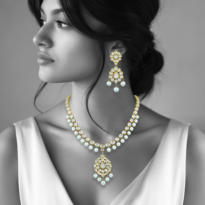 Linear Polki Necklace with Pendant and Pearl Drop